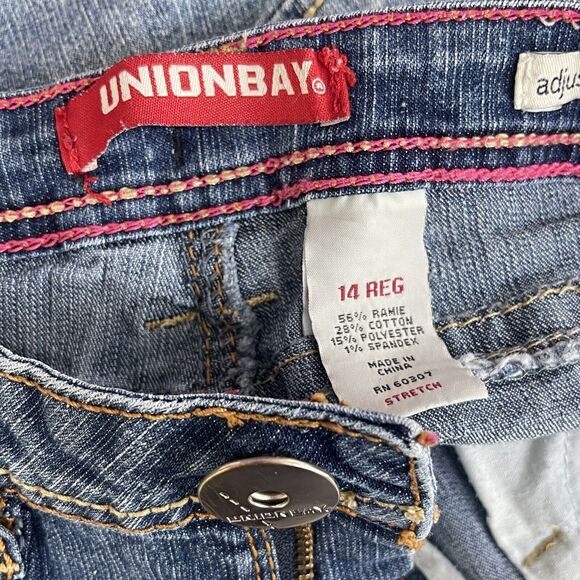 Union Bay Girls SZ 14 Jean Shorts Cuffed Stretch Whiskered Pockets Embroidered - Picture 6 of 9